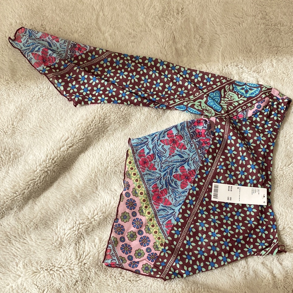 KIMCHI BLUE Paige Asymmetric One-Shoulder Mesh Top Purple Mutli. Brand New. XS.